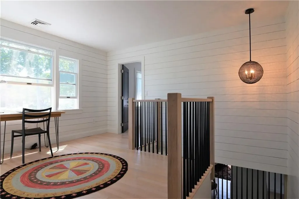 197 Coggeshall Avenue Newport RI 02840