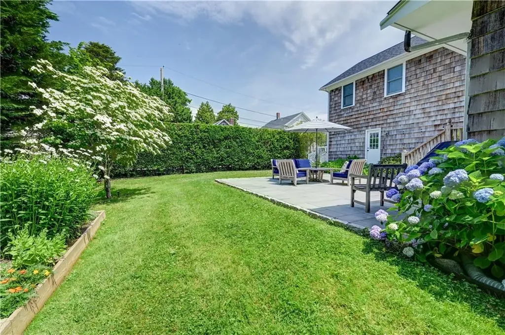 197 Coggeshall Avenue Newport RI 02840