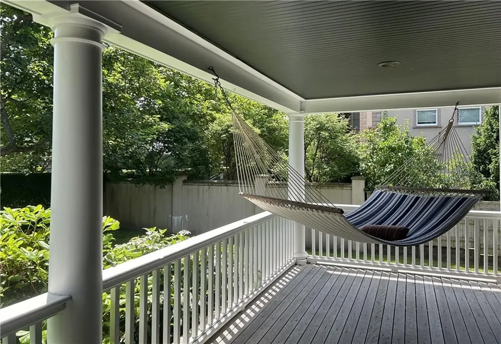 197 Coggeshall Avenue Newport RI 02840