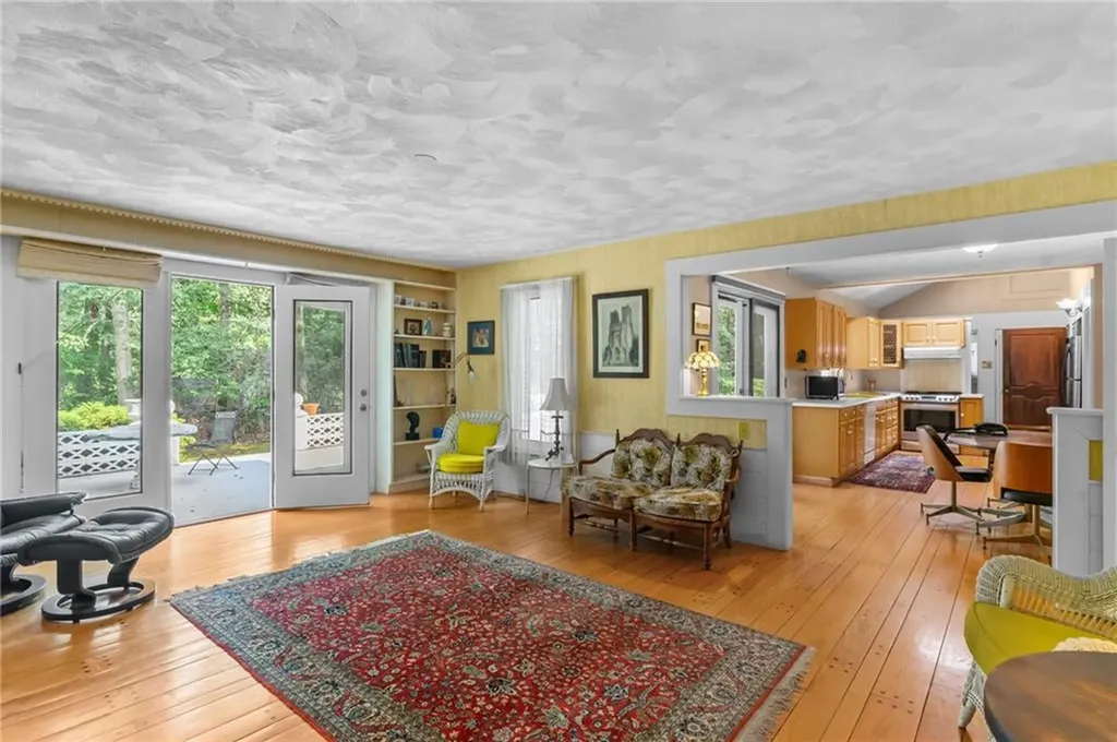 300 Country View Drive Warwick RI 02886