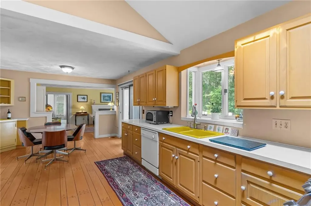 300 Country View Drive Warwick RI 02886