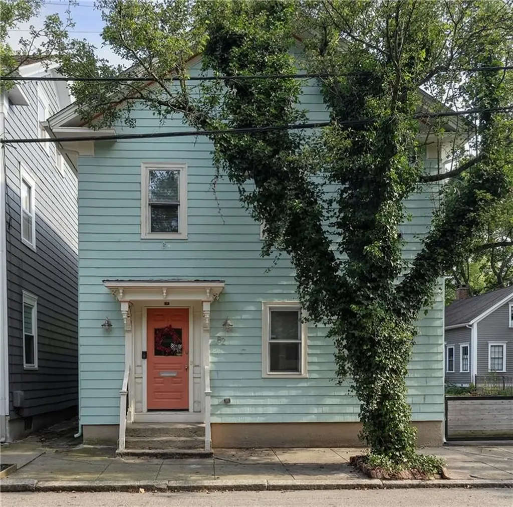 82 Willow Street Providence RI 02909