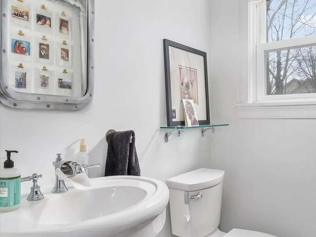 82 Willow Street Providence RI 02909
