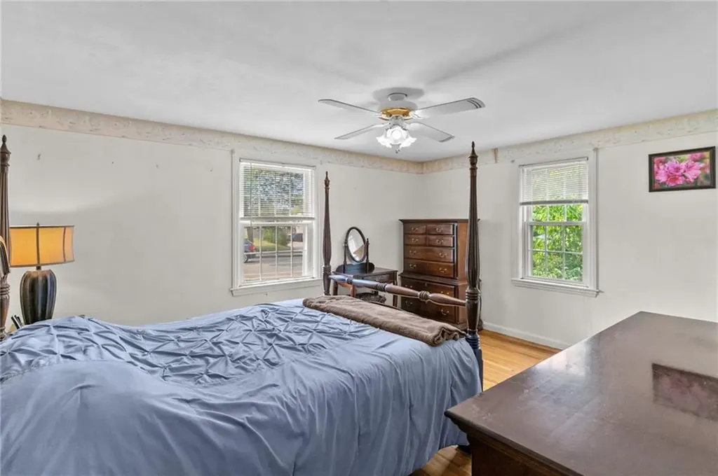 255 Strawberry Field Road Warwick RI 02886