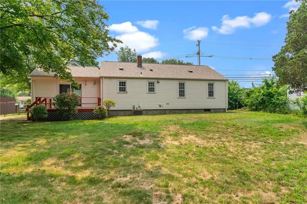255 Strawberry Field Road Warwick RI 02886