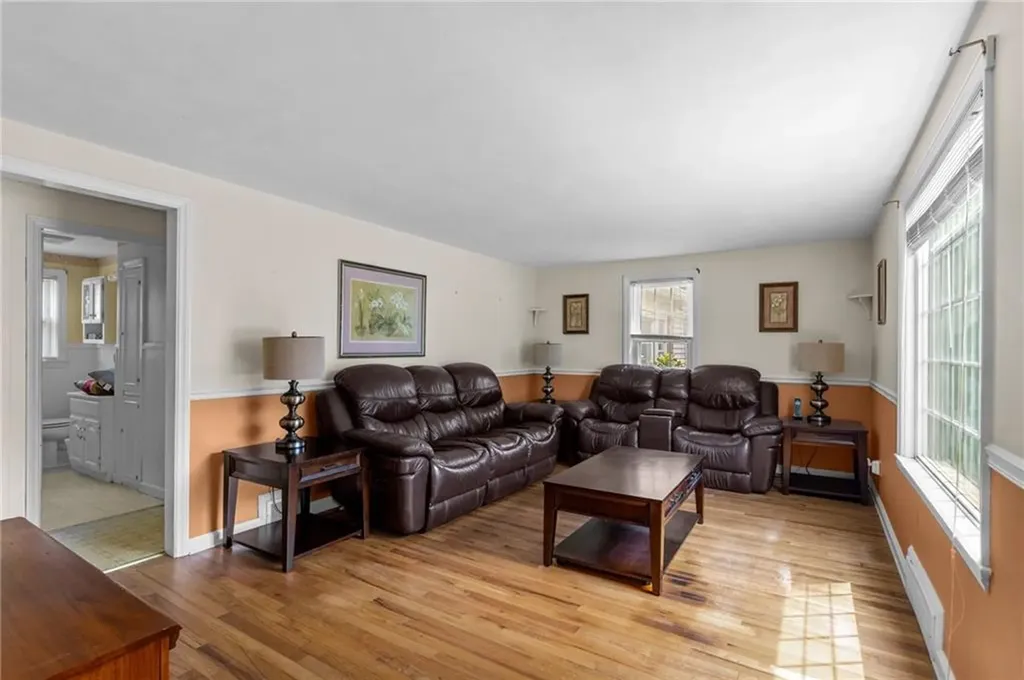 255 Strawberry Field Road Warwick RI 02886