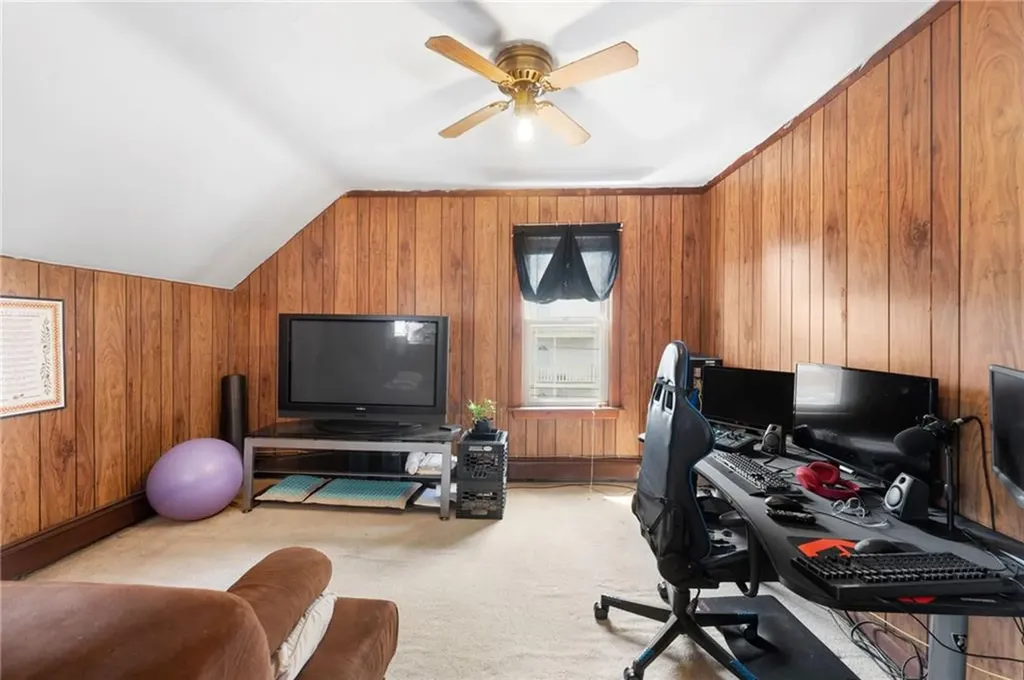 149 6th Avenue Woonsocket RI 02895
