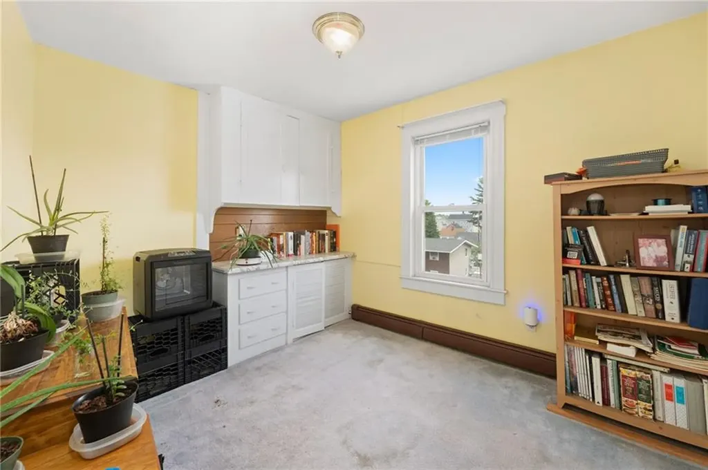 149 6th Avenue Woonsocket RI 02895