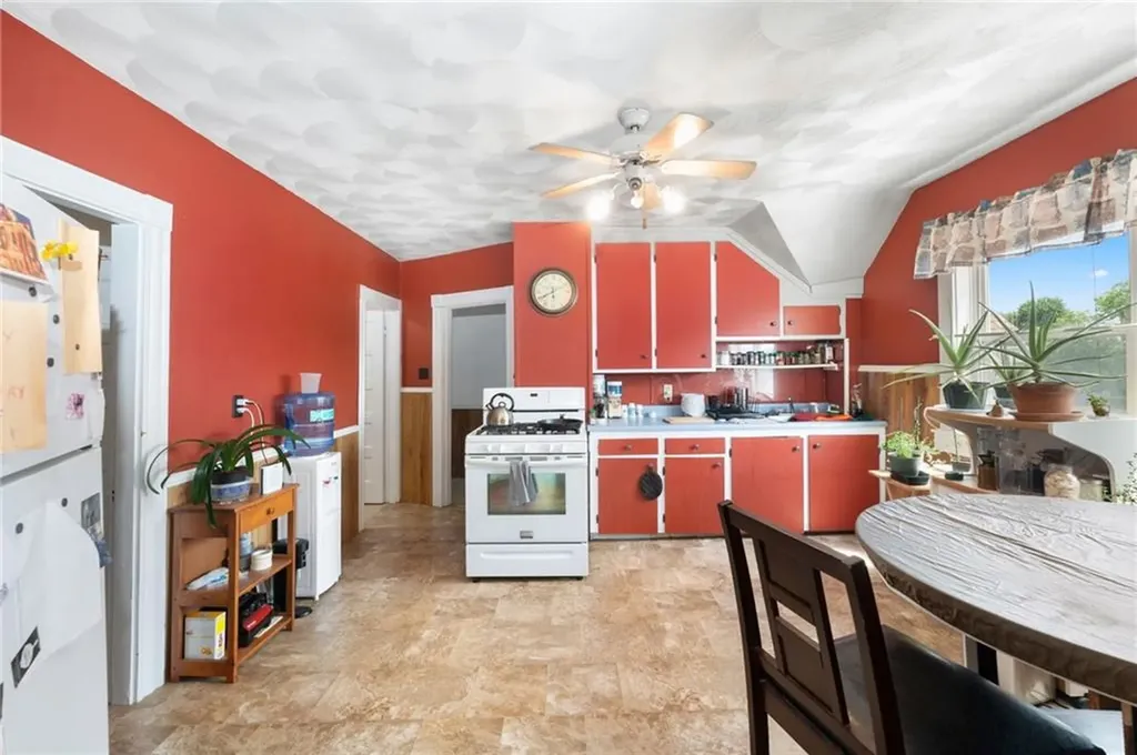 149 6th Avenue Woonsocket RI 02895