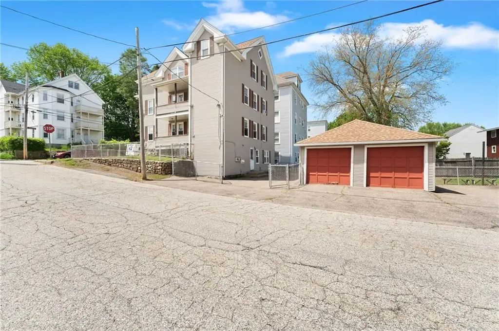 149 6th Avenue Woonsocket RI 02895