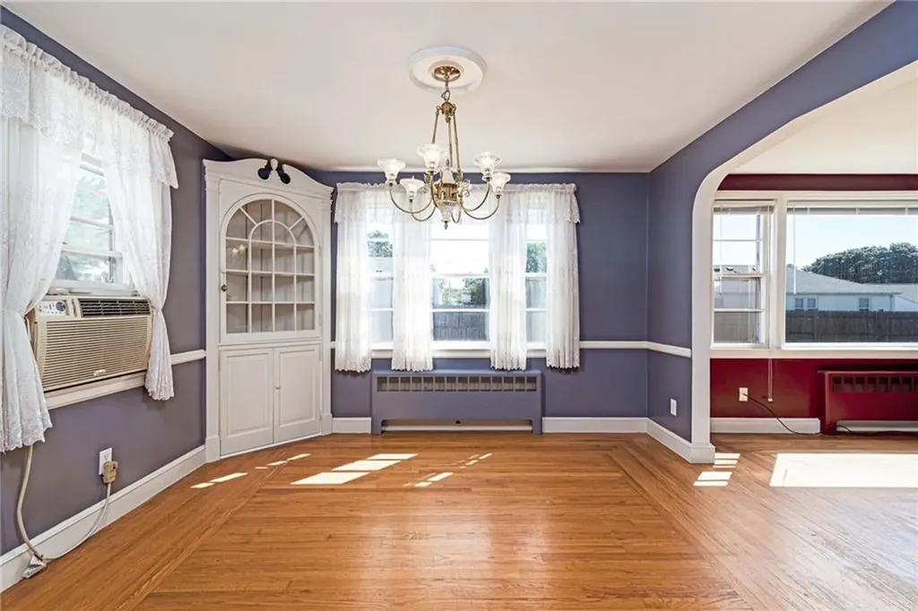 8 Somerset Road Cranston RI 02910