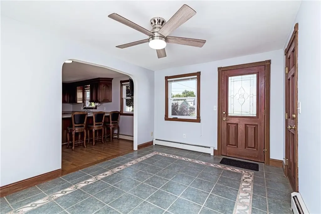 8 Somerset Road Cranston RI 02910
