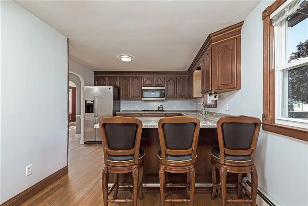 8 Somerset Road Cranston RI 02910
