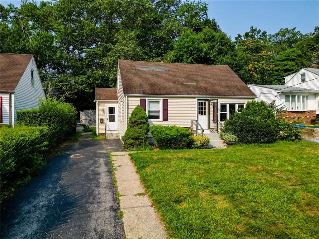 25 Patton Street Coventry RI 02816