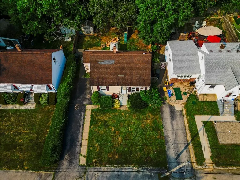 25 Patton Street Coventry RI 02816