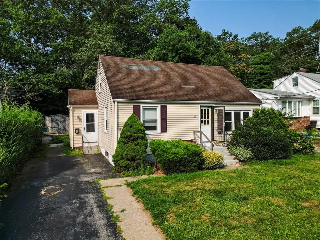 25 Patton Street Coventry RI 02816