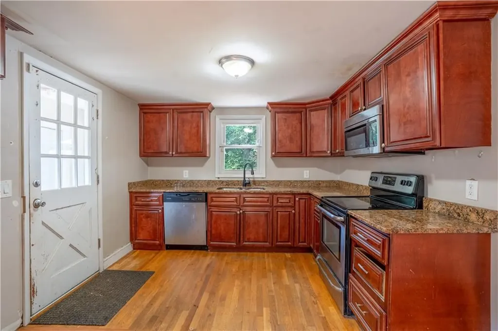 25 Patton Street Coventry RI 02816