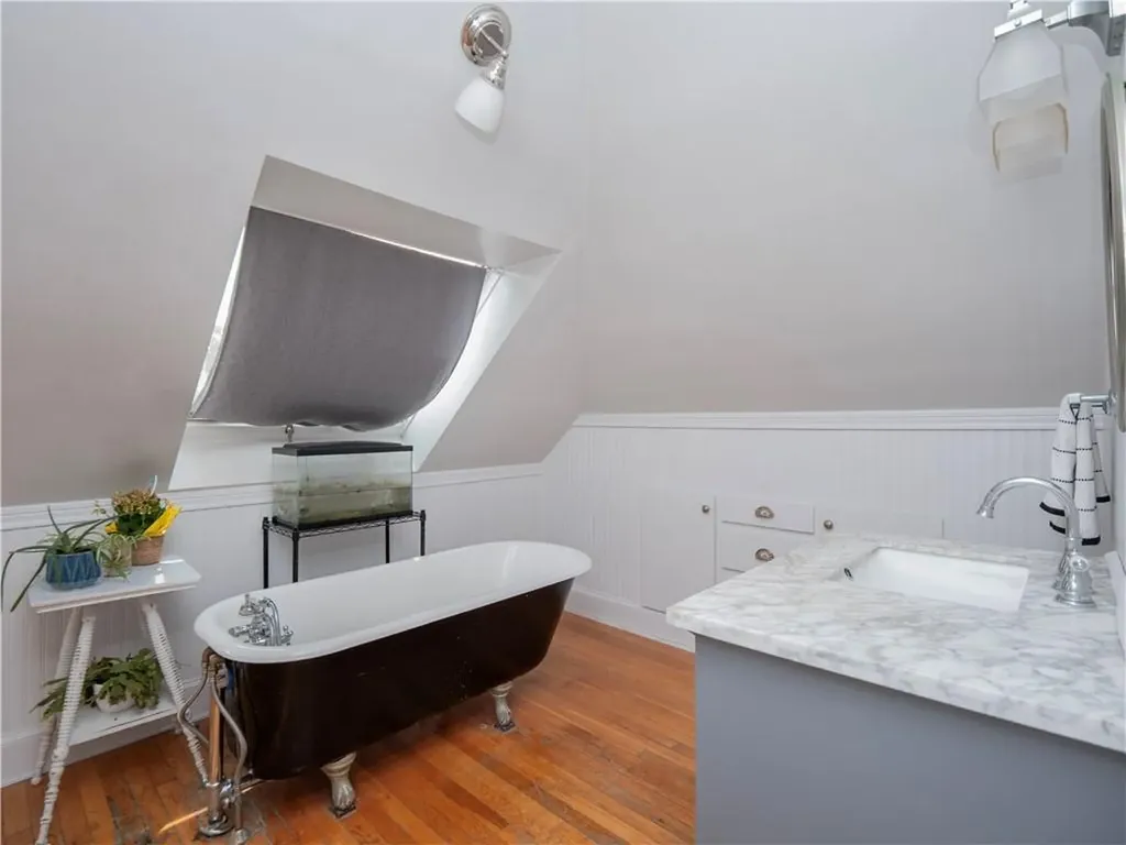 1 Pell Street Newport RI 02840