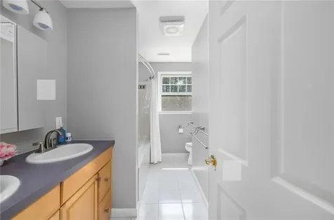 35 Provident Place Coventry RI 02816