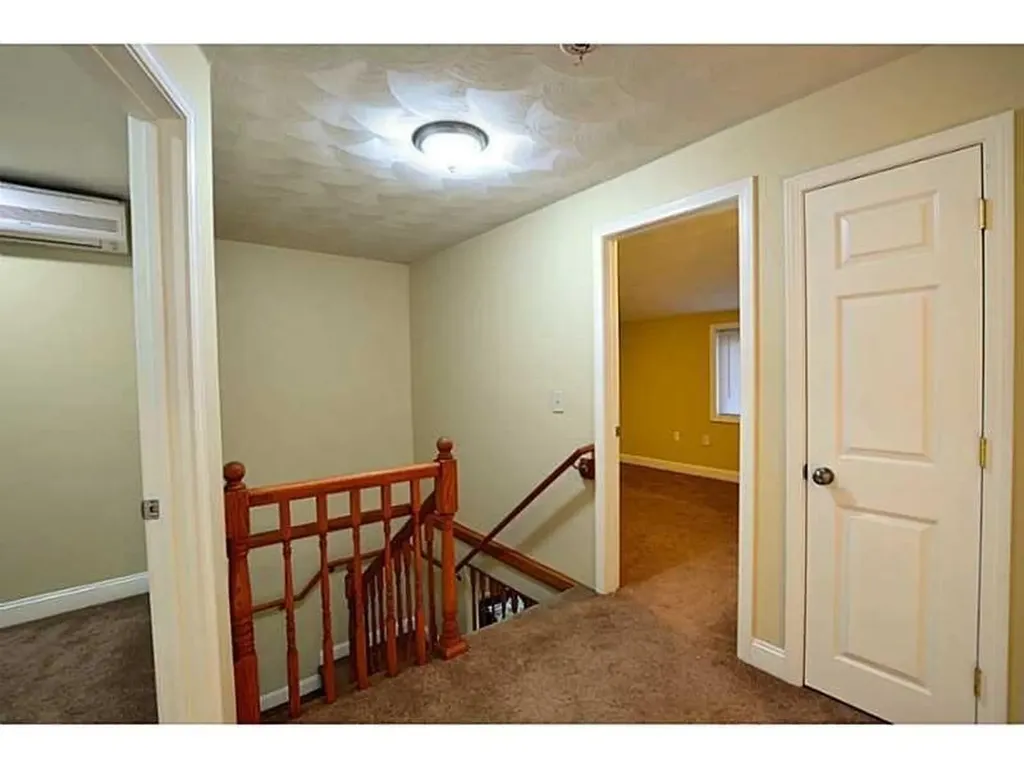 38 New London Avenue West Warwick RI 02893