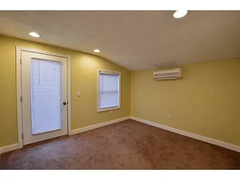 38 New London Avenue West Warwick RI 02893