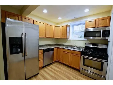 38 New London Avenue West Warwick RI 02893