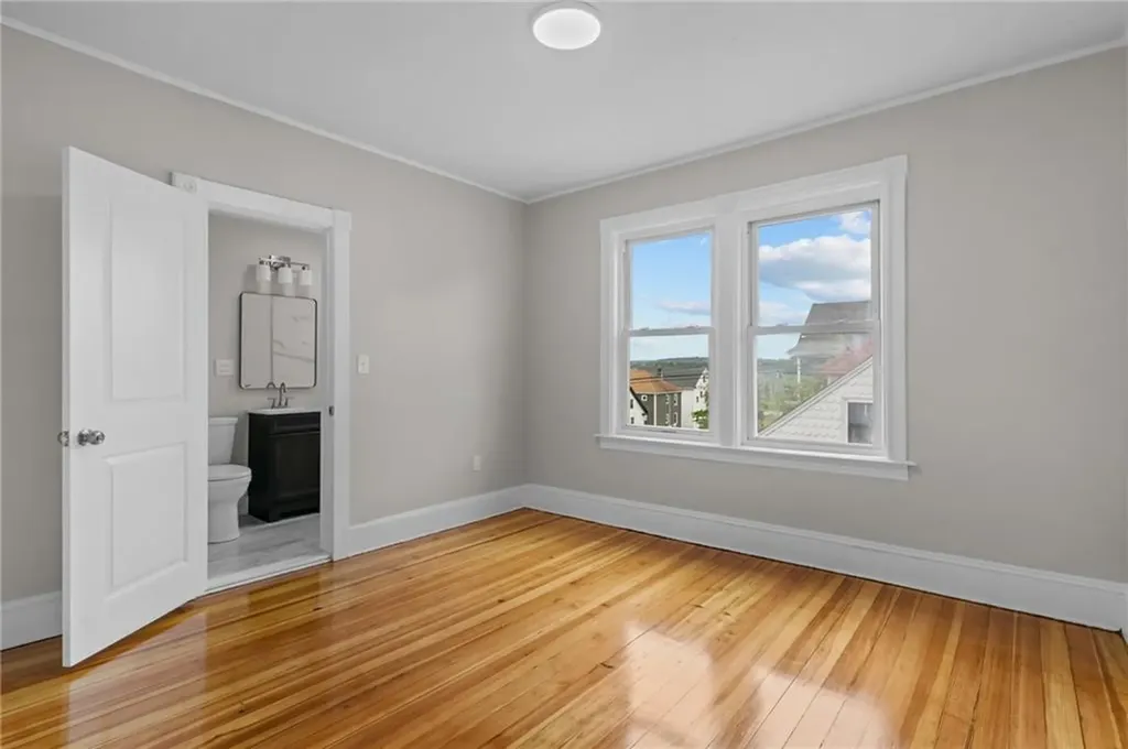 382 Orms Street Providence RI 02908