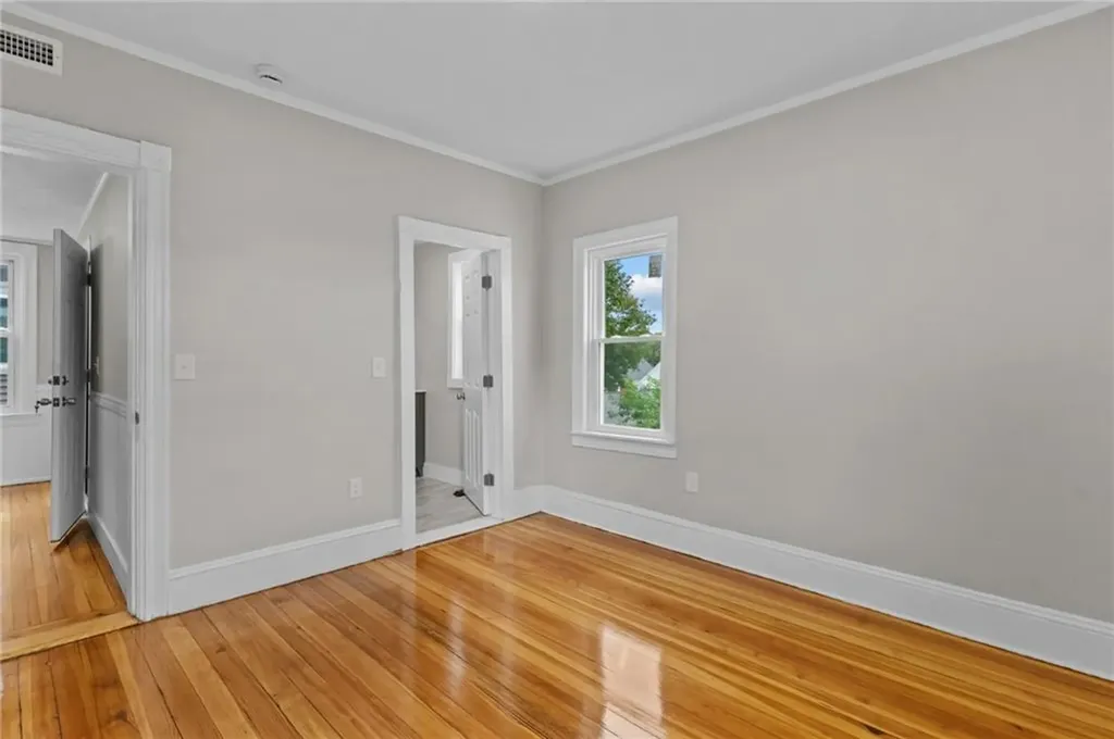 382 Orms Street Providence RI 02908