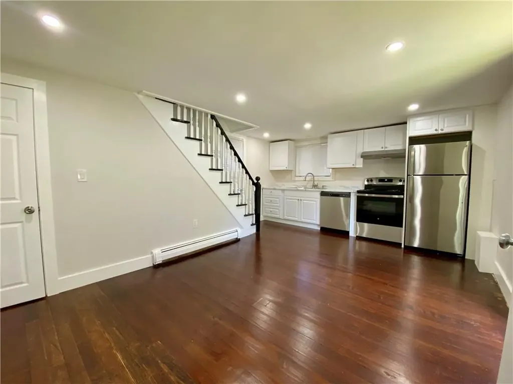 14 South Baptist Street Newport RI 02840