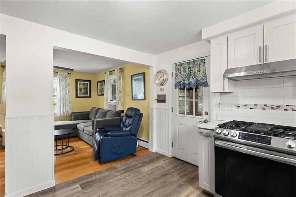 578 Woonasquatucket Avenue North Providence RI 02911