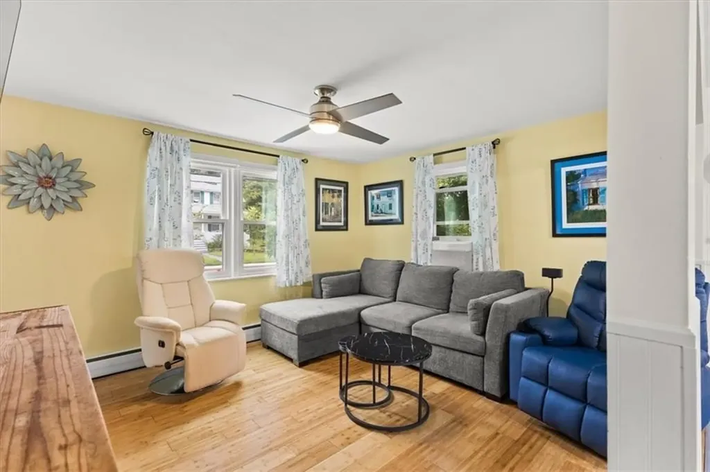 578 Woonasquatucket Avenue North Providence RI 02911