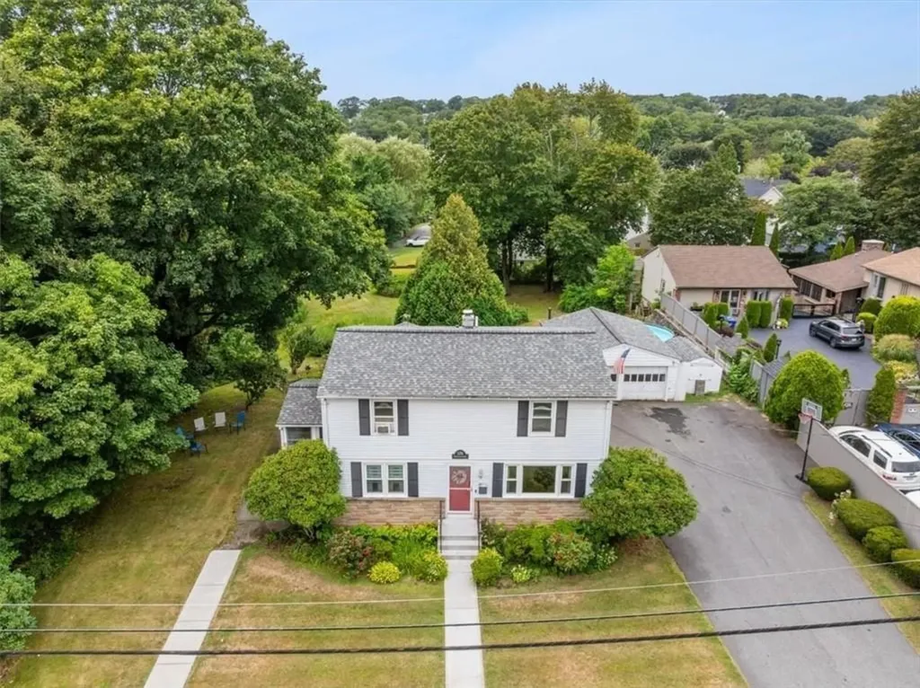 578 Woonasquatucket Avenue North Providence RI 02911