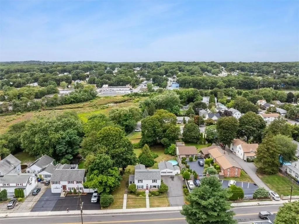 578 Woonasquatucket Avenue North Providence RI 02911