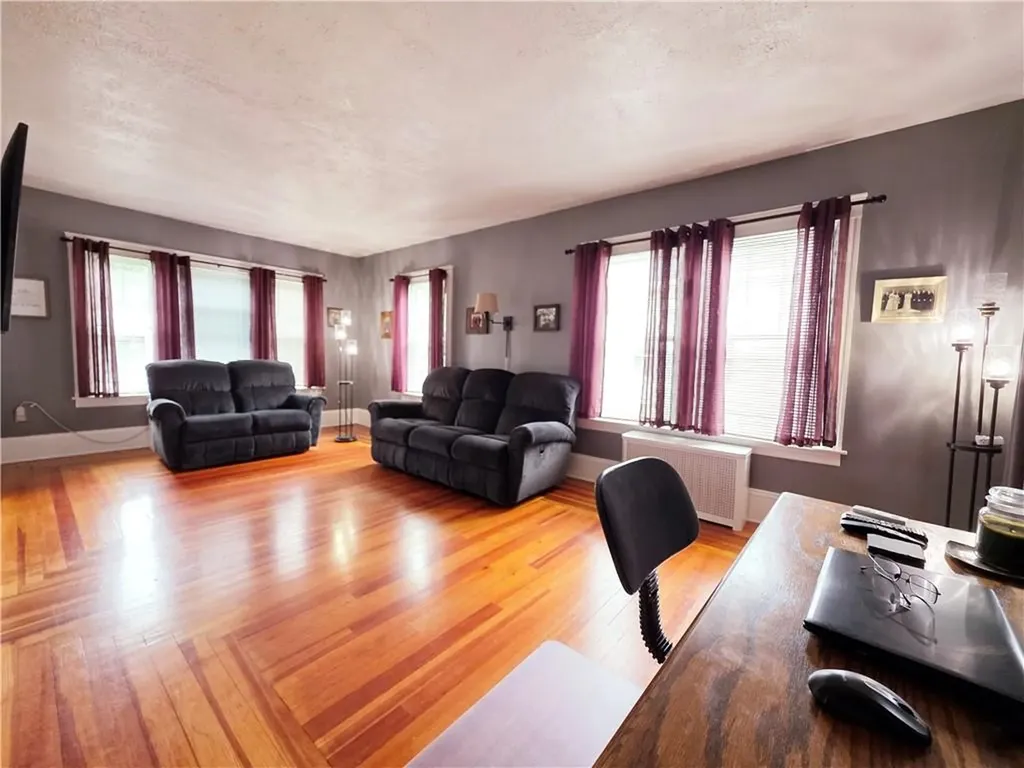 246 Vine Street Pawtucket RI 02861