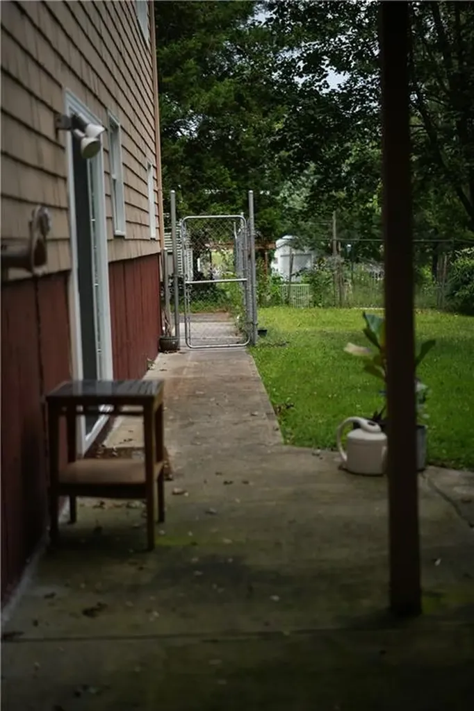 176 Sumner Avenue Warwick RI 02888