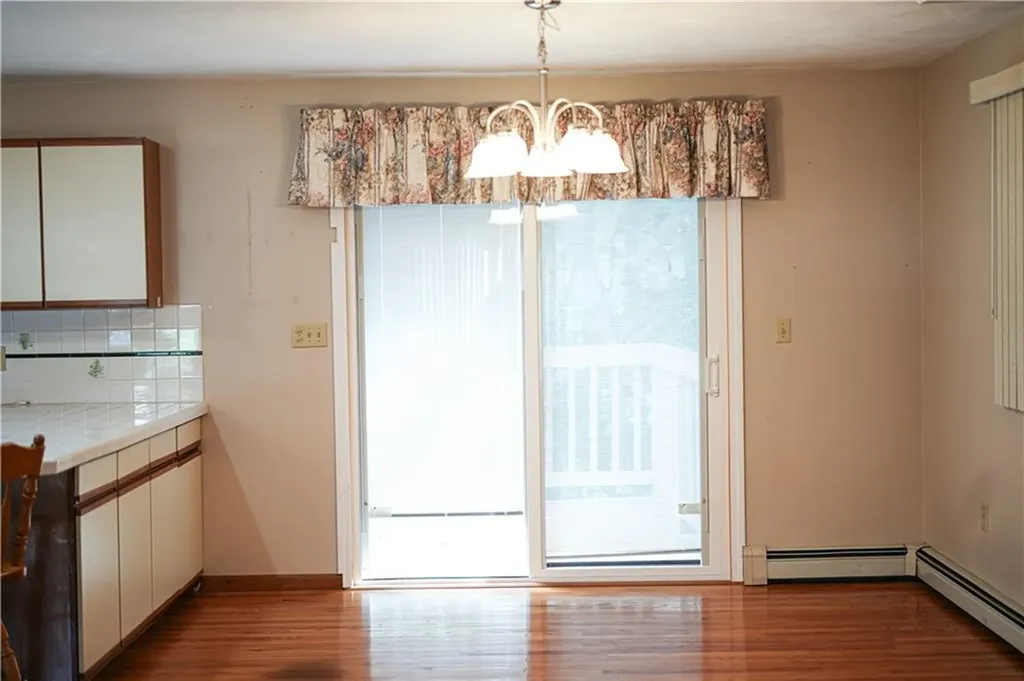 176 Sumner Avenue Warwick RI 02888