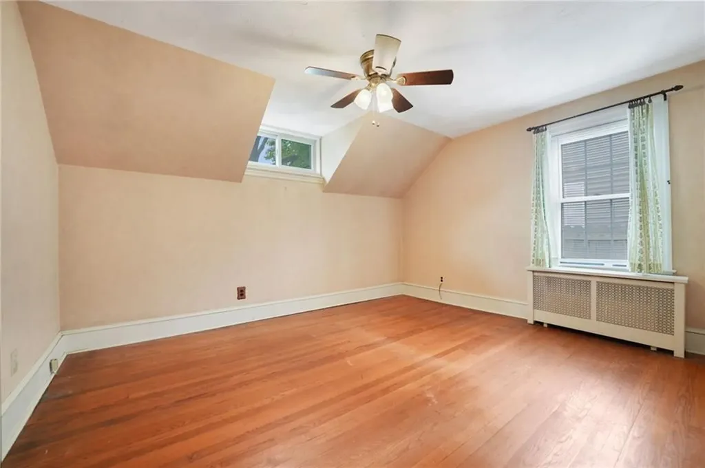 156 Whittier Road Pawtucket RI 02861