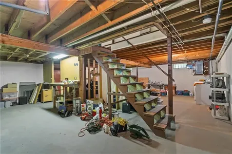 105 Newell Drive Cumberland RI 02864