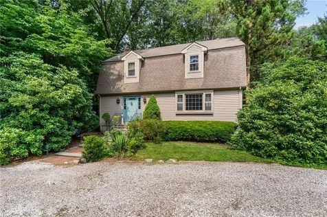 105 Newell Drive Cumberland RI 02864