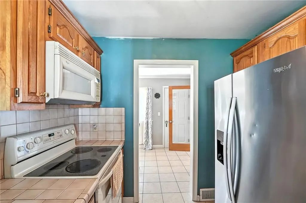 3444 Diamond Hill Road Cumberland RI 02864