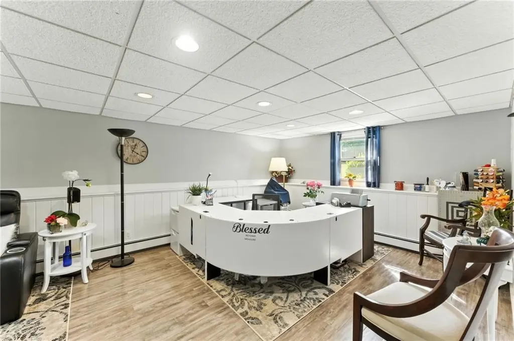 22 Camelot Circle Johnston RI 02919