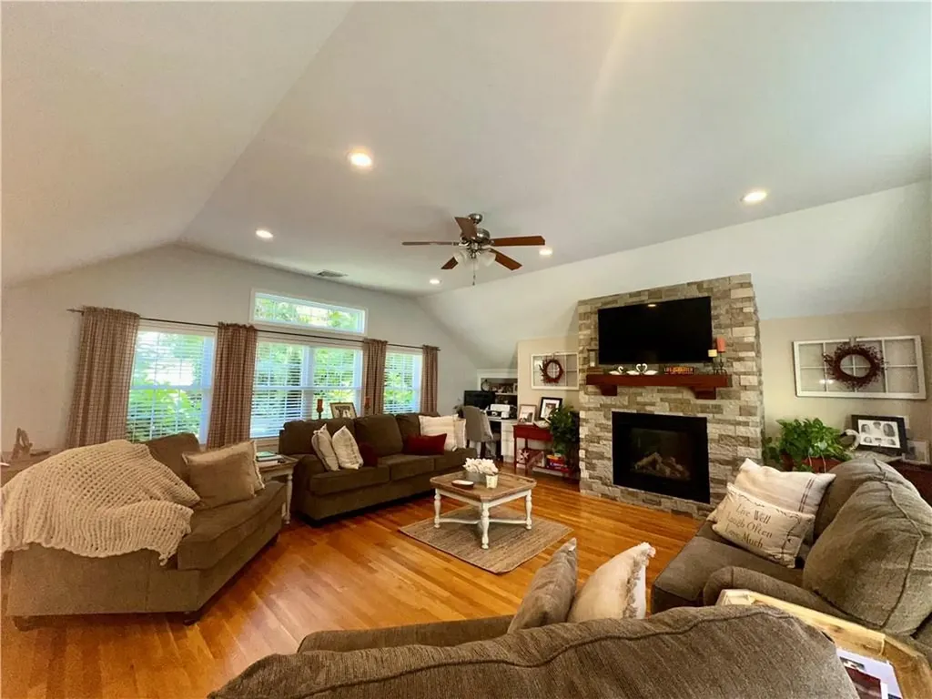 79 Newell Drive Cumberland RI 02864