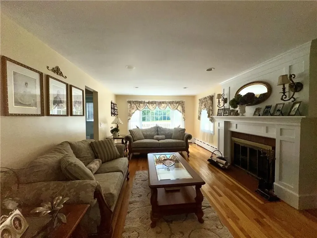 79 Newell Drive Cumberland RI 02864