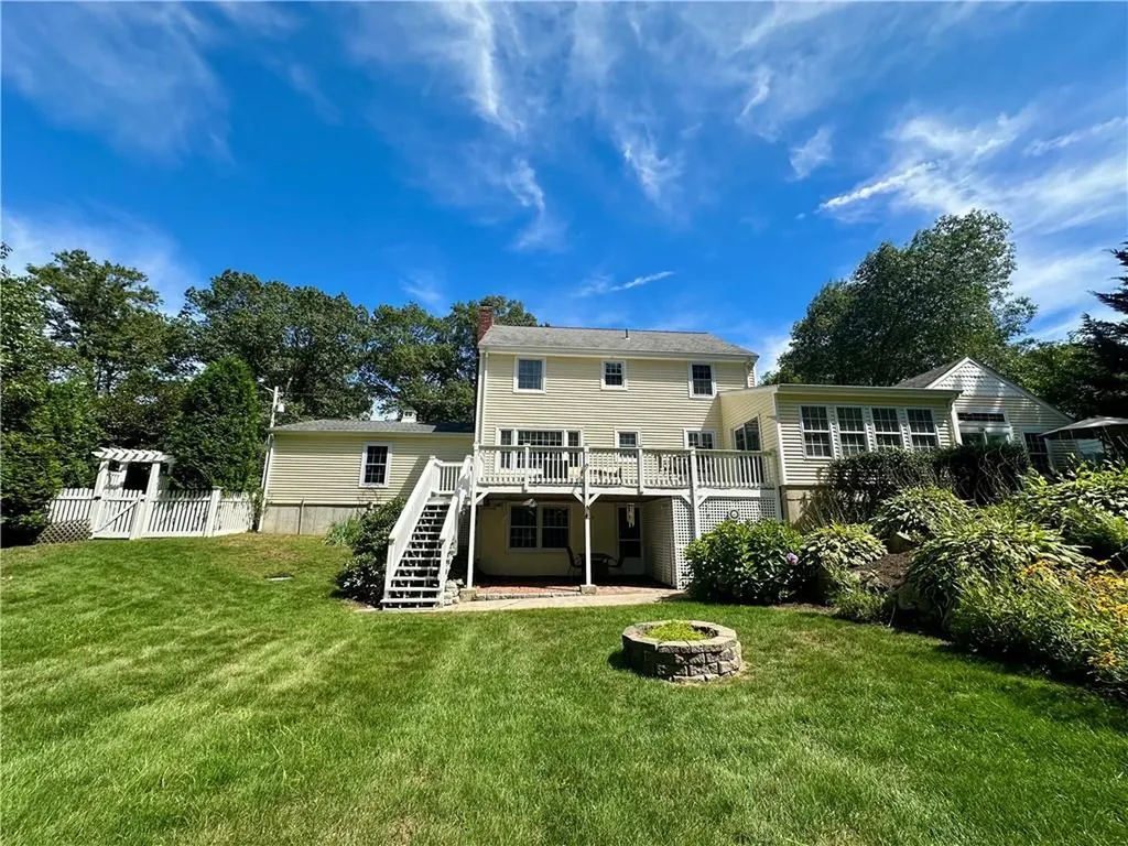 79 Newell Drive Cumberland RI 02864