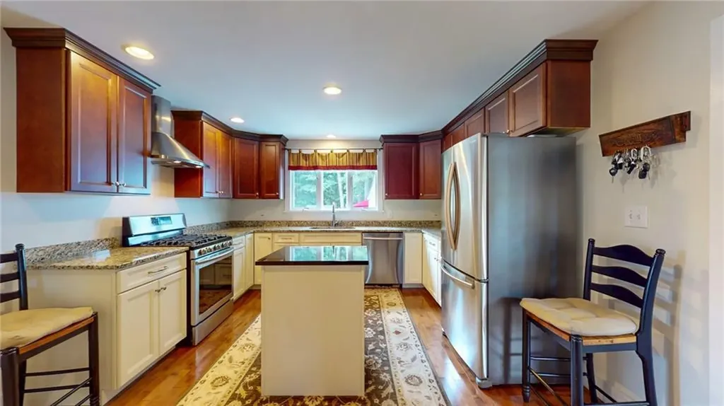 99 East Avenue Westerly RI 02891