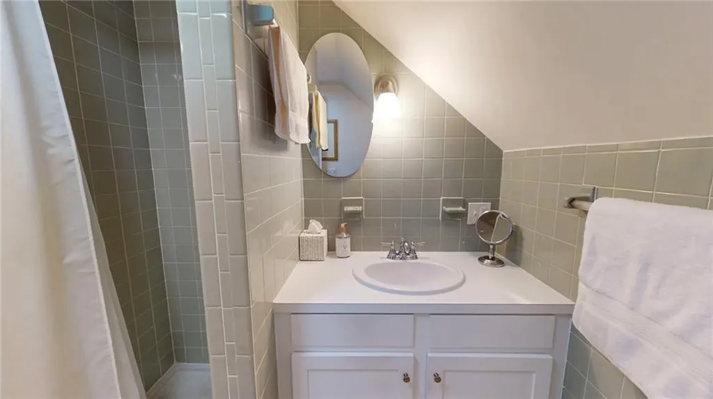 99 East Avenue Westerly RI 02891