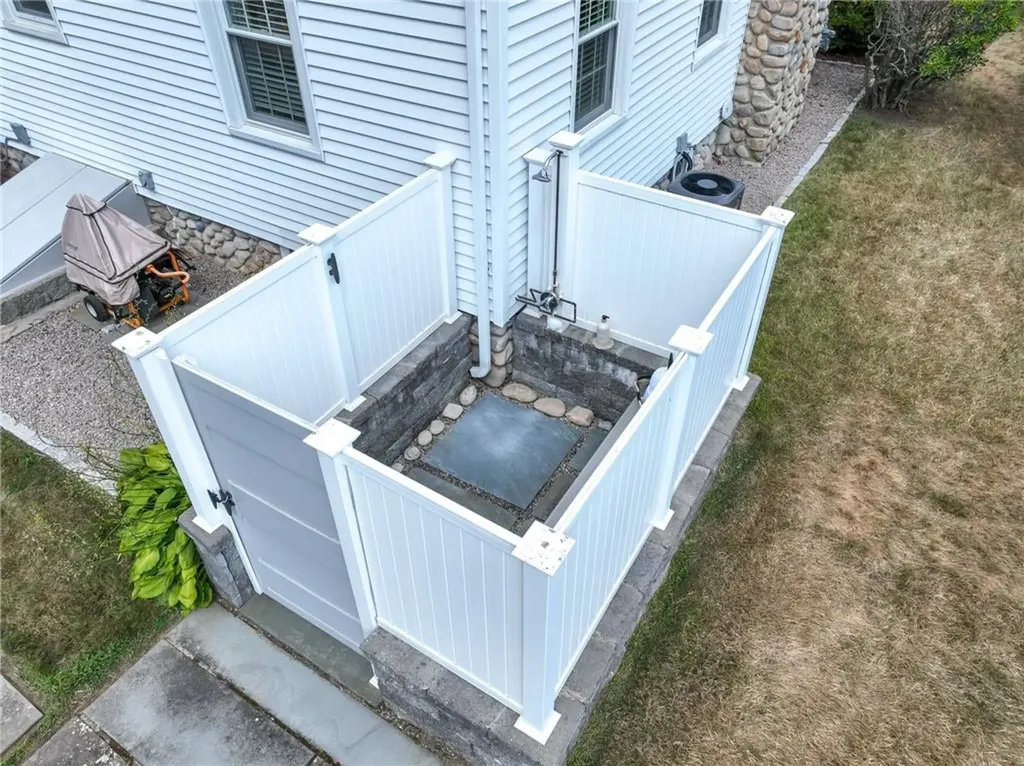 99 East Avenue Westerly RI 02891