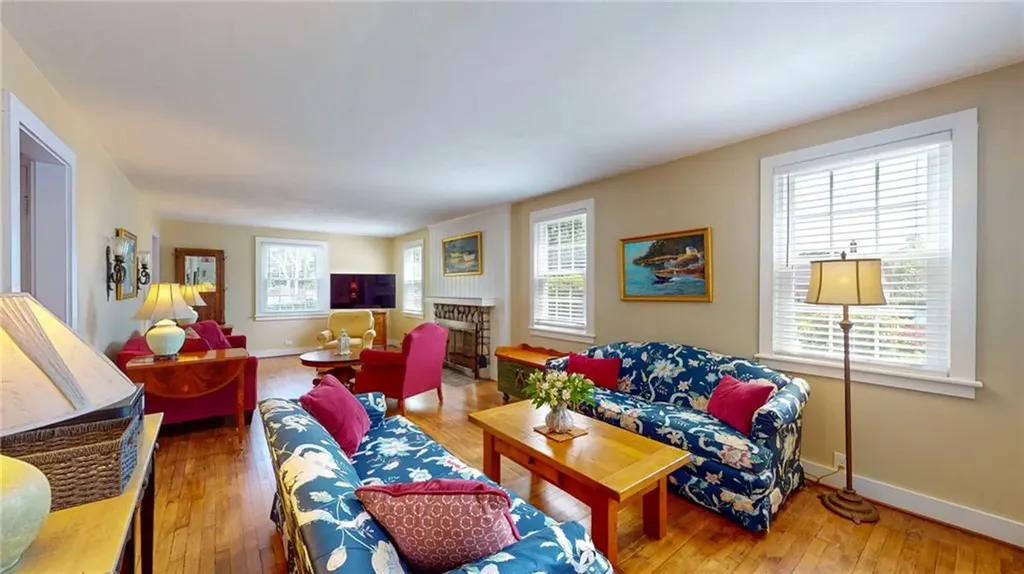 99 East Avenue Westerly RI 02891