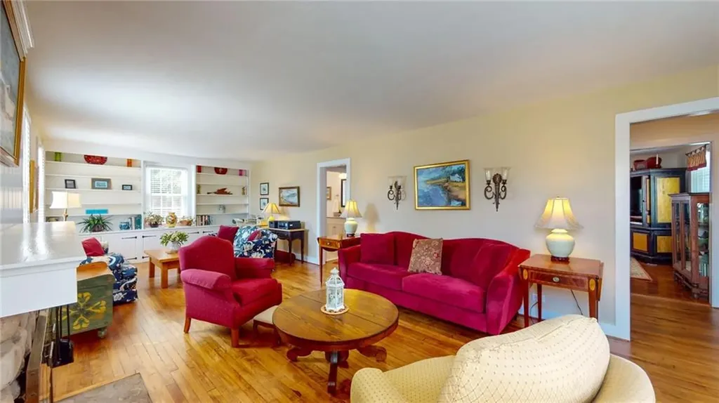 99 East Avenue Westerly RI 02891