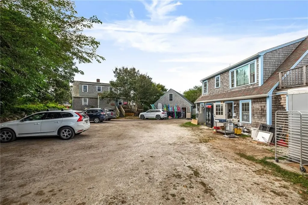 442 Dodge Street Block Island RI 02807